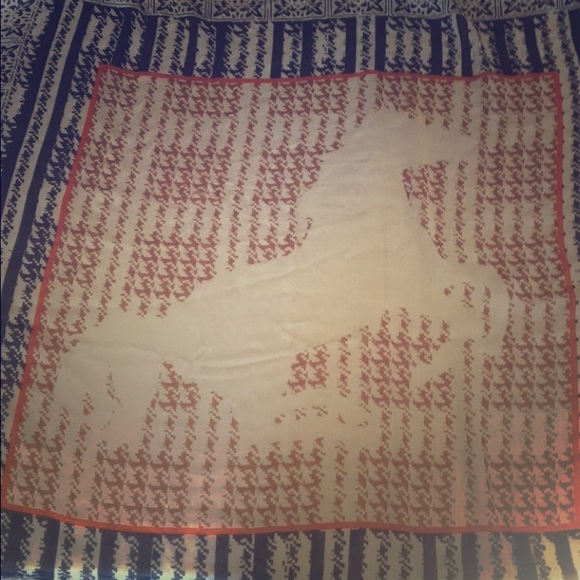 Large square scarf