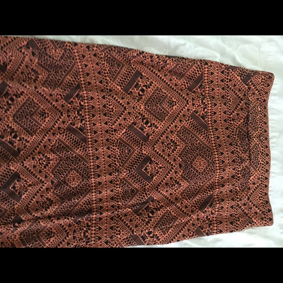 ELEMENT MAXI SKIRT SIZE SMALL LIKE NEW!! - Picture 2 of 3