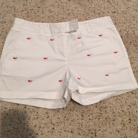 vineyard vine white shorts with red whales
