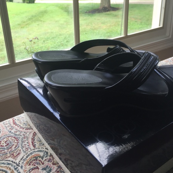 Cole Hair w/ Nike Air Bubble