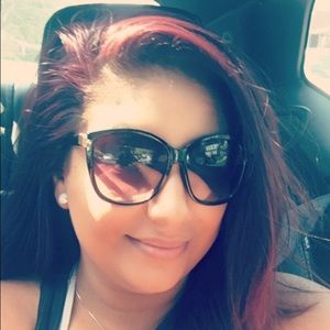 Meet your Posher, Araceli