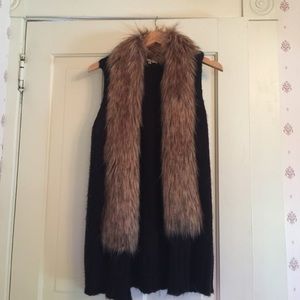 Fur vest!