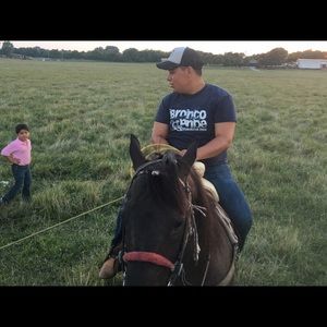 Meet your Posher, Horacio