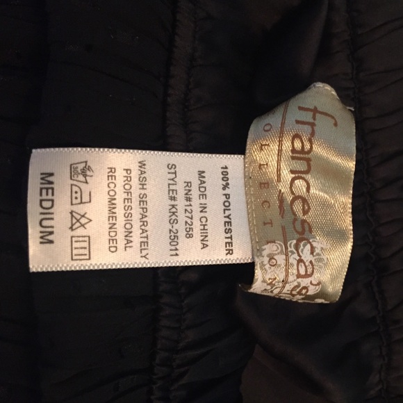 Francesca black pleated mini skirt - Picture 3 of 3