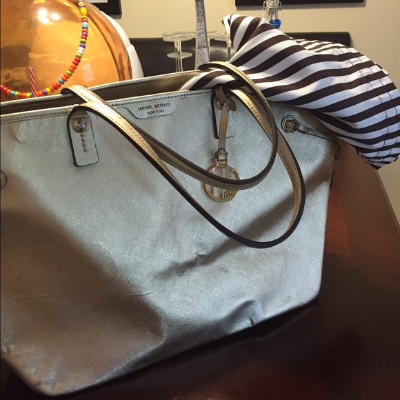 Large Henri Bendel tote along with dust bag