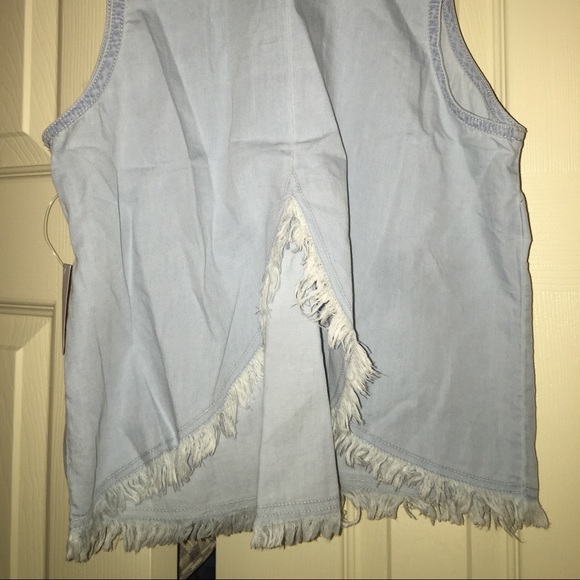 Shirt - Picture 2 of 2