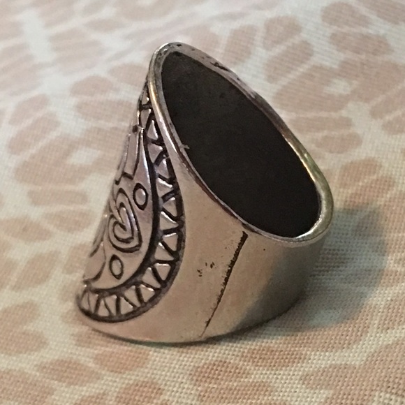 (D3) Boho Ring - Picture 2 of 4