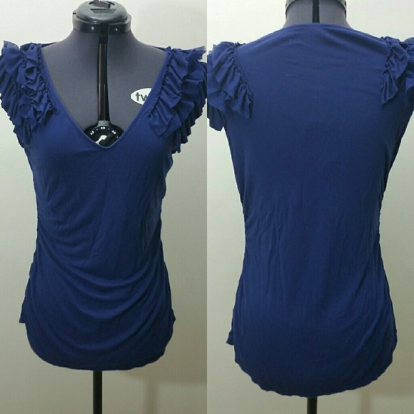 Blue ruffle sleeve tee S