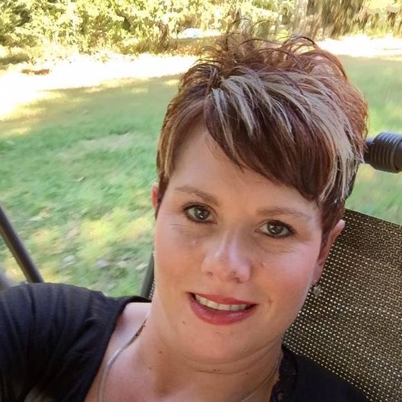 Meet your Posher, Misty - Picture 1 of 1