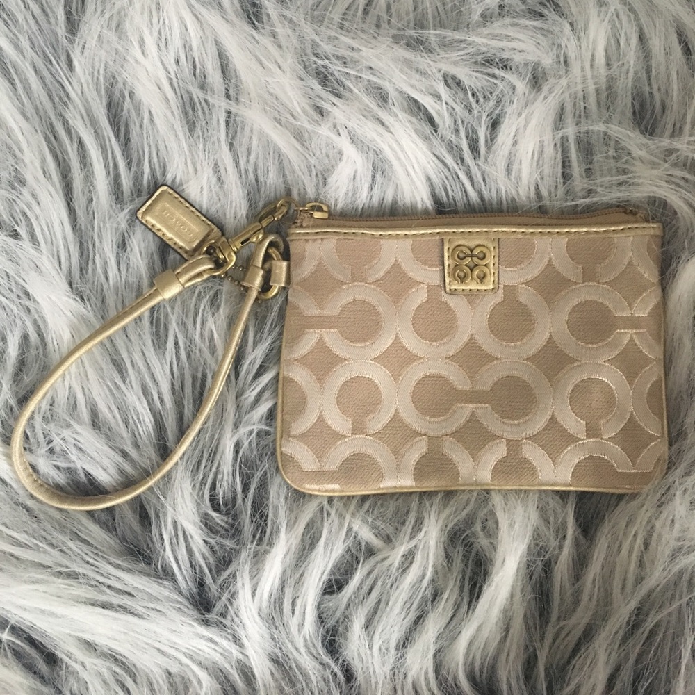 🌟AUTHENTIC🌟 Coach wristlet