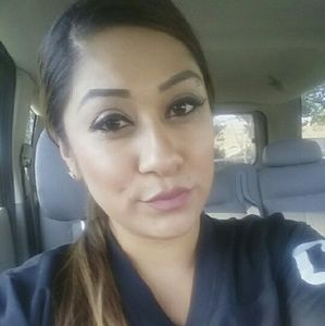 Meet your Posher, Casandra