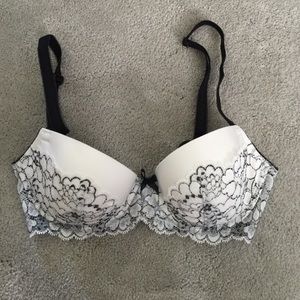 Victoria secret bra