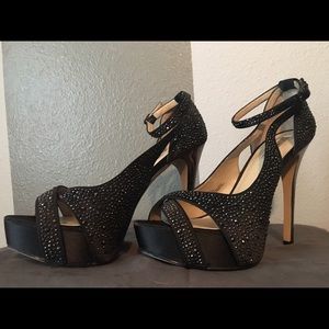 INC Black Diamond Studded Heel, New never worn 10