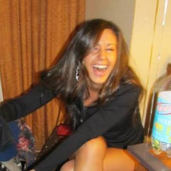 Meet your Posher, Cara