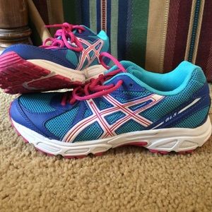 Asics GLS running shoes. Brand new