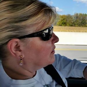 Meet your Posher, Lisa