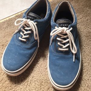 Mens washed out blue Sperry's