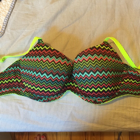 Victoria's Secret PINK tshirt bra