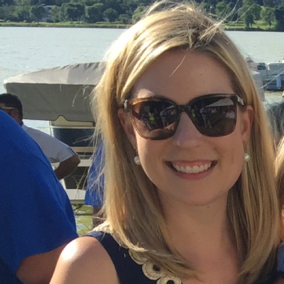 Meet your Posher, Christine - Picture 1 of 1