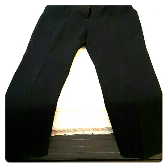 Black Jean's, so Slimming