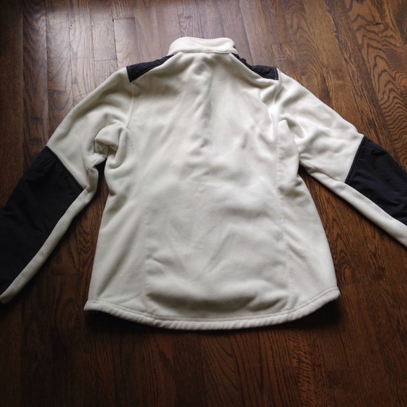 LL Bean Fleece - Picture 2 of 2