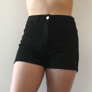 NEVER WORN Brandy Melville High Waisted Shorts