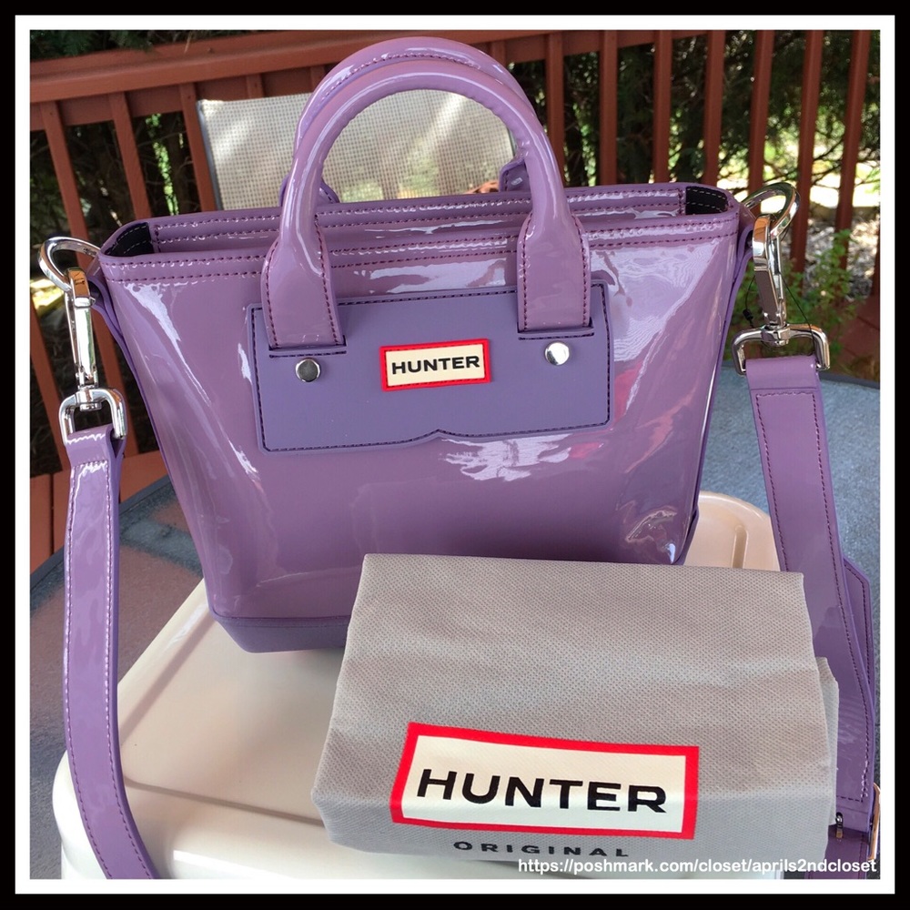 HUNTER ORIGINAL PATENT LEATHER TOTE CROSSBODY - Picture 2 of 8
