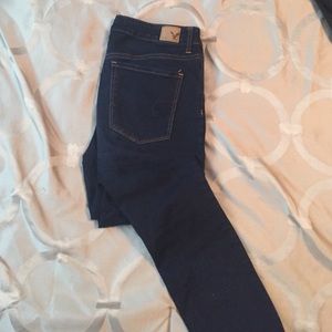 AEO dark wash hi-rise jegging crops