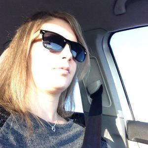 Meet your Posher, Szilvia