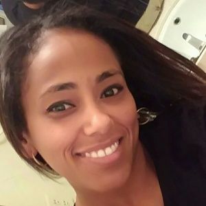 Meet your Posher, Isabel