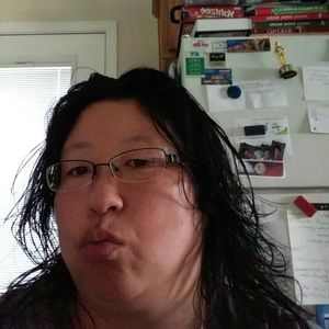 Meet your Posher, Lee