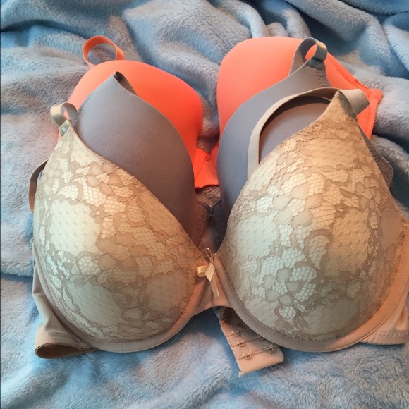 Bra Sets - Picture 1 of 4