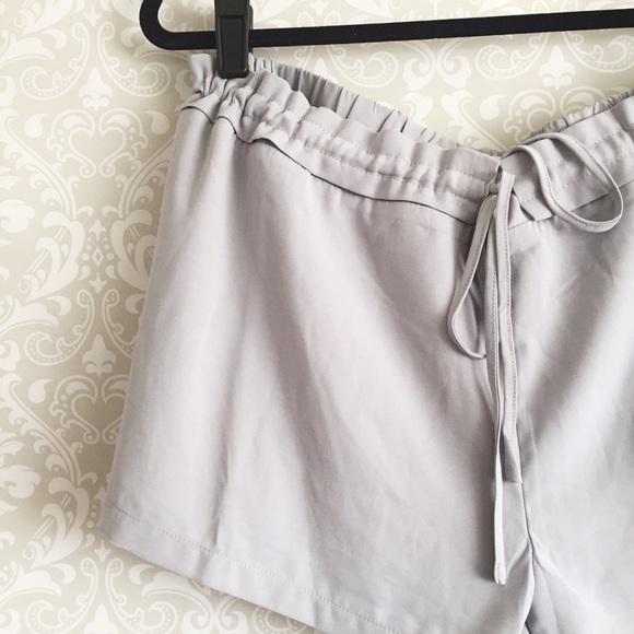 Gray Loose Shorts NWOT - Picture 2 of 3