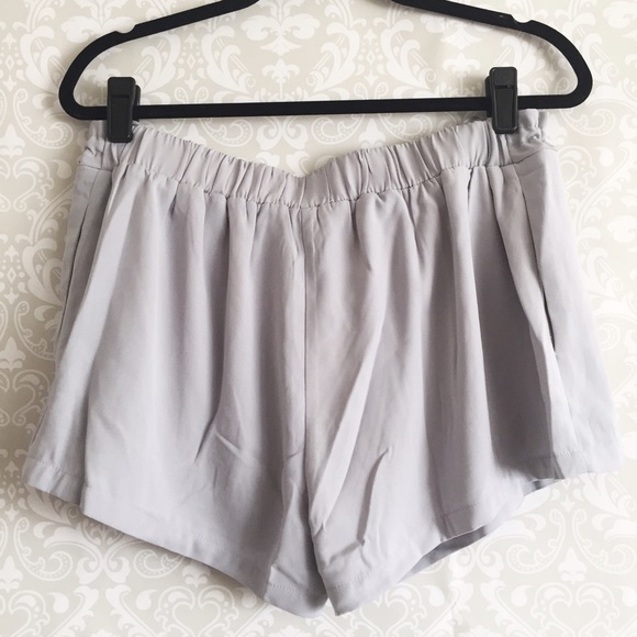 Gray Loose Shorts NWOT - Picture 3 of 3