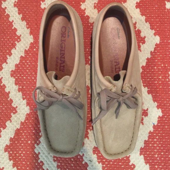 Clarks original wallabees