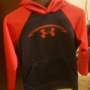 Youth size small under armour hoodie
