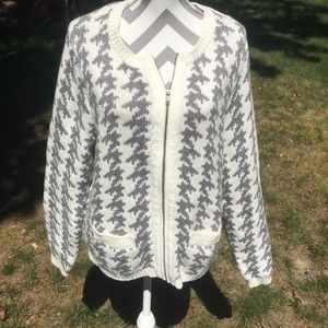 Houndstooth sweater