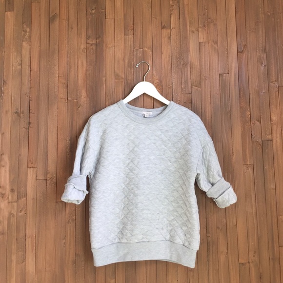 Waffle Weave Gap Pullover Sweatshirt. Size XS
