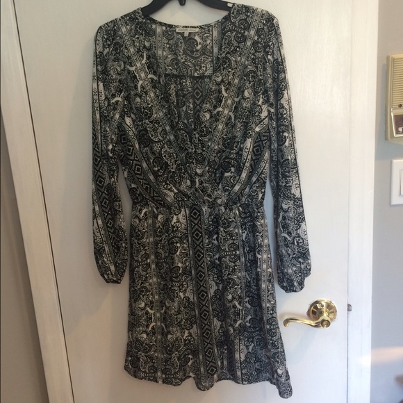 Patterned black and white Charlotte Russe dress. - Picture 1 of 3