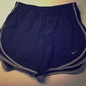 Nike Running Shorts Size Large