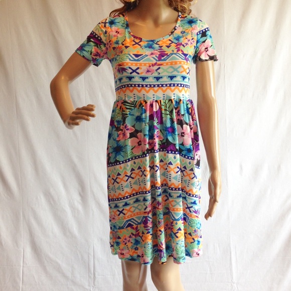 Midi Babydoll Dress (S, M, L) Available - Picture 2 of 3