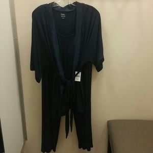 Size small nursing robe (on hold for buyer)