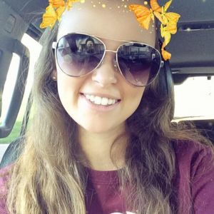 Meet your Posher, Taylor