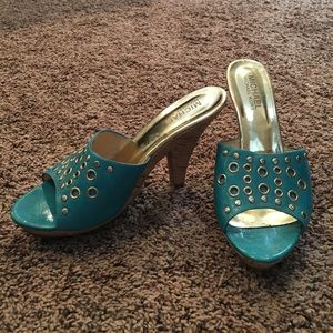 Michael Kohs sandals