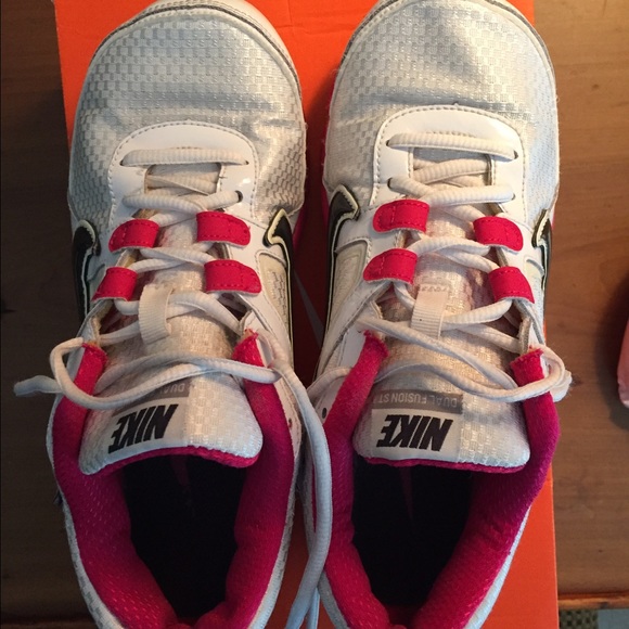 Nike Dual Fusion Running shoes.. AMAZING!!