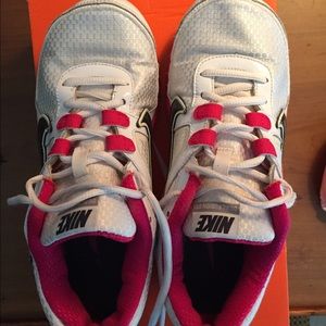 Nike Dual Fusion Running shoes.. AMAZING!!