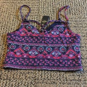 Hollister Crop Top