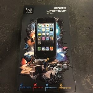 iPhone5 Lifeproof Case