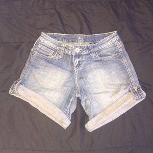 Cropped Denim shorts