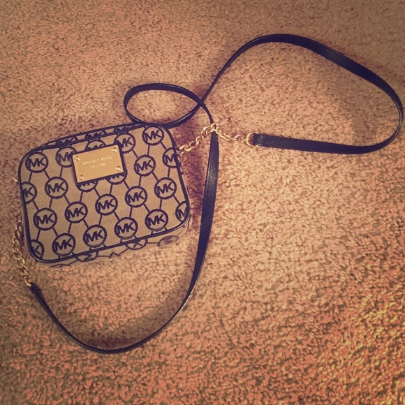 Michael Khors Crossbody